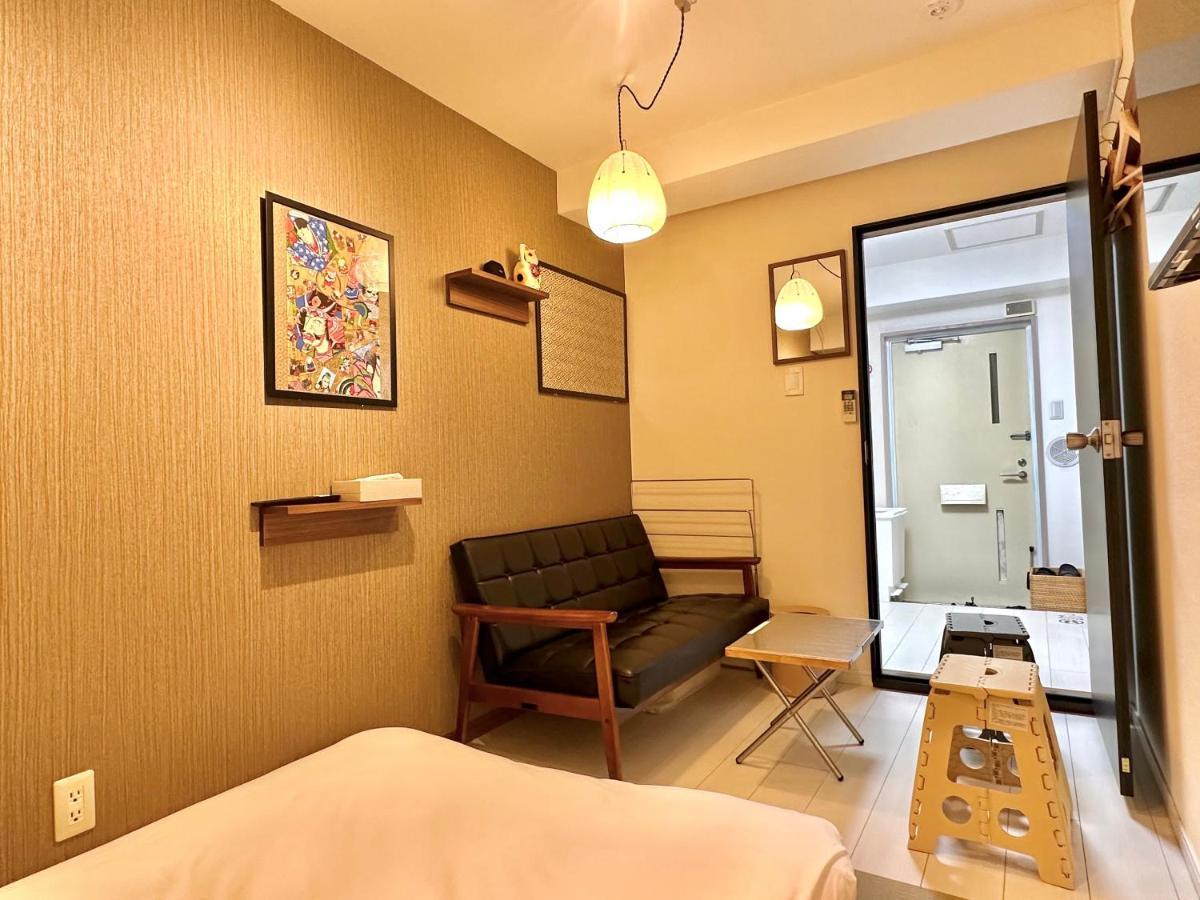 上野浅草銀座近い 山手線御徒町駅3分 アメ横3分 上野駅10分 上野広小路駅3分 湯島駅2分 2-4人 レトロ和風畳寝室 Apartamento *